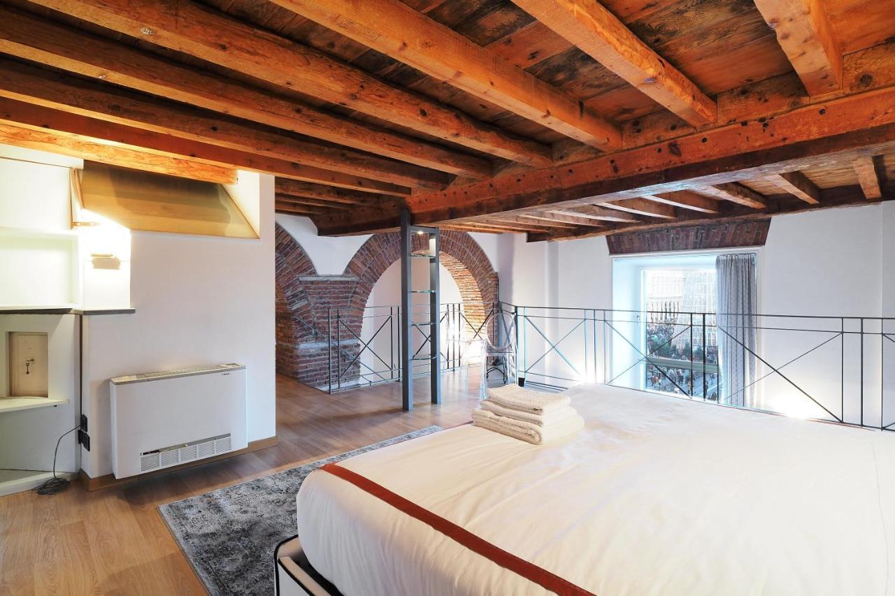 Unique Duomo Luxury Property ميلان المظهر الخارجي الصورة