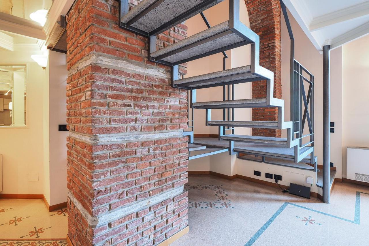 Unique Duomo Luxury Property ميلان المظهر الخارجي الصورة