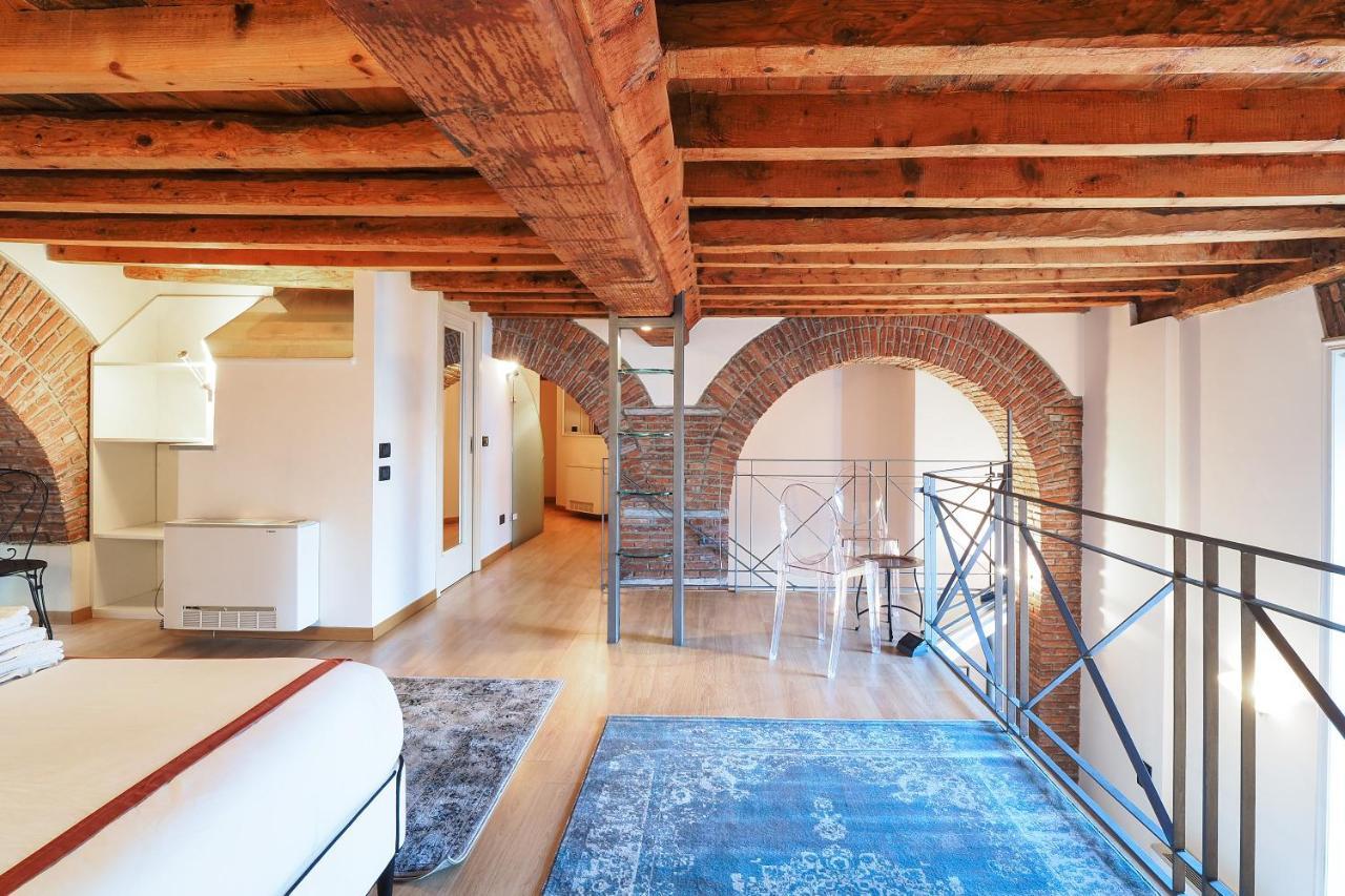 Unique Duomo Luxury Property ميلان المظهر الخارجي الصورة