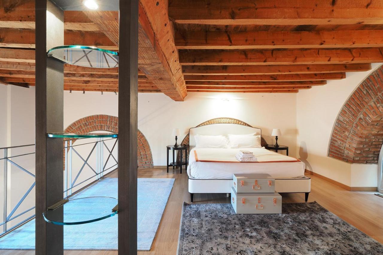 Unique Duomo Luxury Property ميلان المظهر الخارجي الصورة